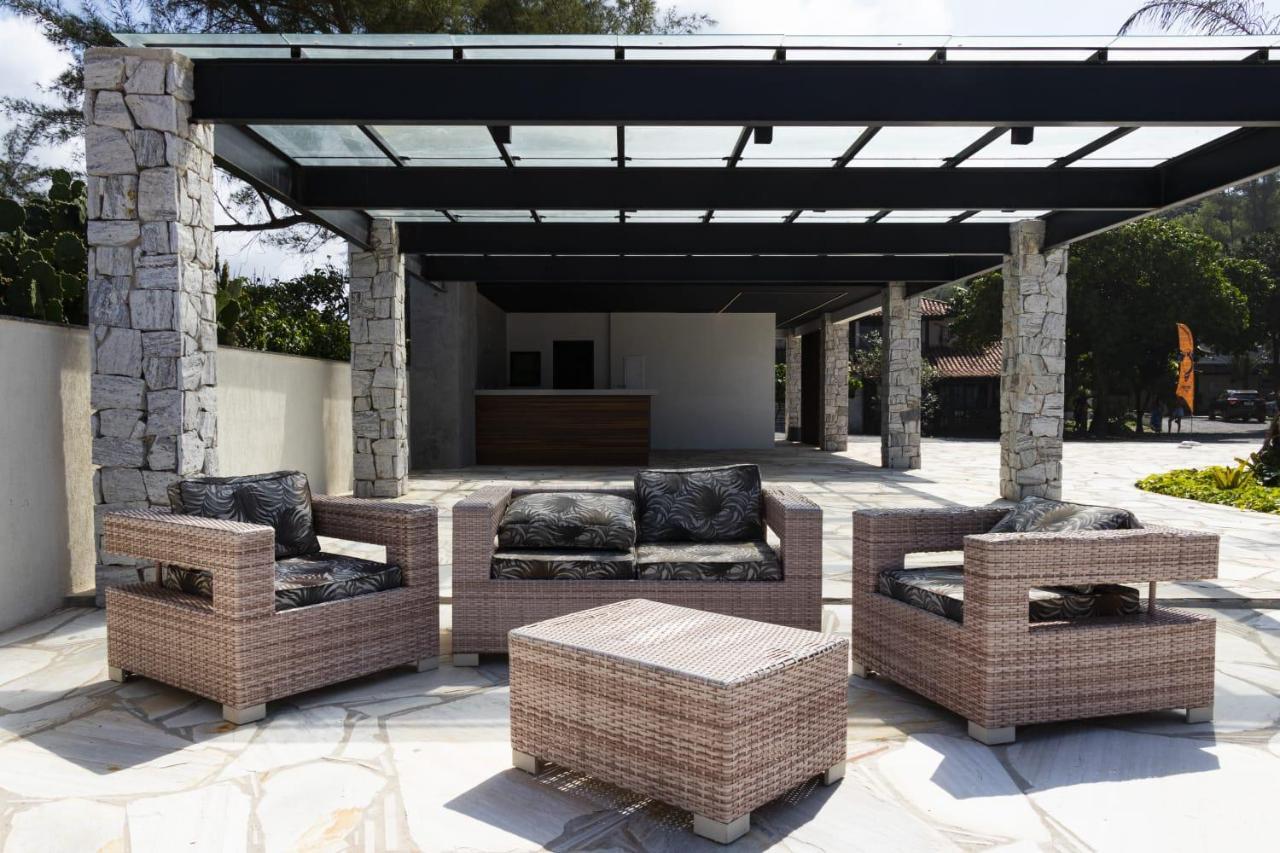 Inn Deck De *